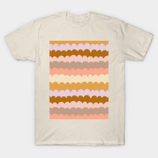 Colorful wavy pattern in earth tones T-Shirt